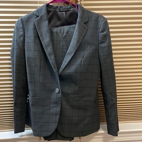 Van Heusen Jackets & Coats Brand New Vanheusen Suit For Women